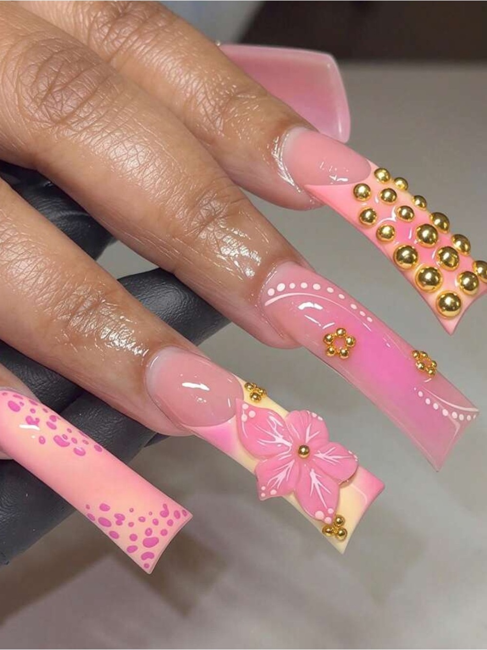 24pc Press On Nail Set from the Nail Bar 💅